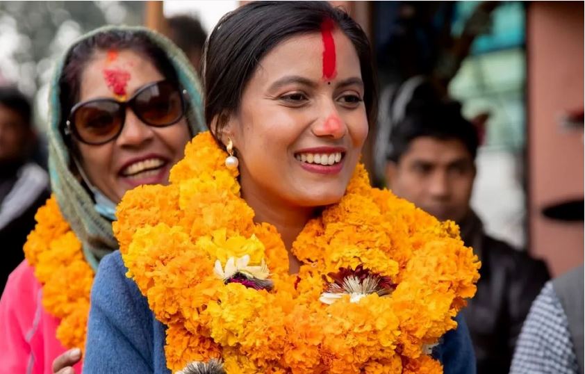 चितवन-३ मा सोविता गौतमको कीर्तिमानी विजय: ३८ हजार बढी मतान्तरसहित रेनु दाहाल पराजित, पुराना दलको जमानत जफत